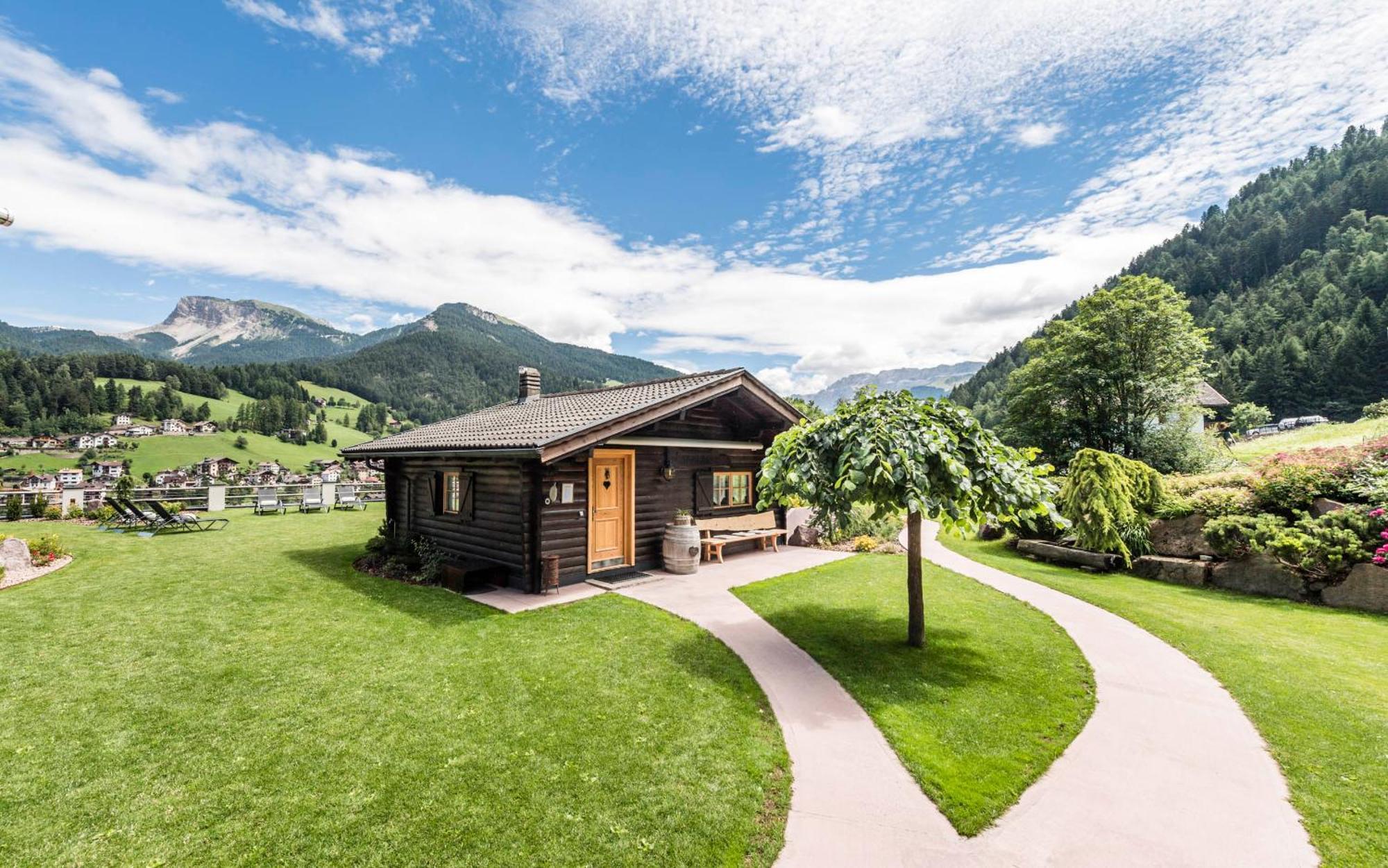 Rainell Dolomites Retreat Hotel Ortisei Ruang foto