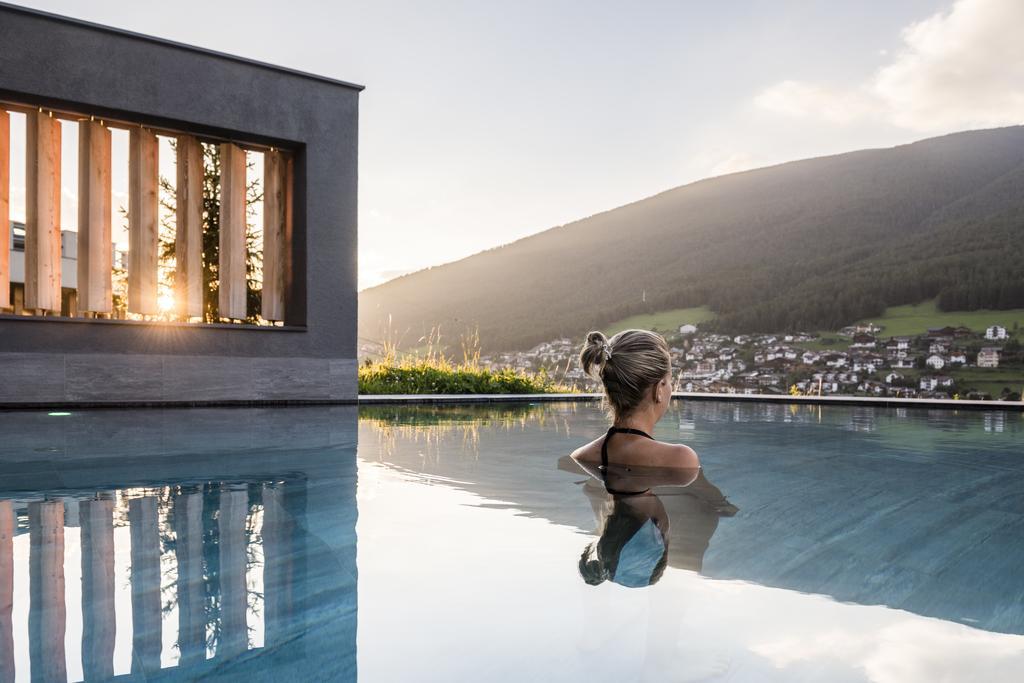 Rainell Dolomites Retreat Hotel Ortisei Bagian luar foto